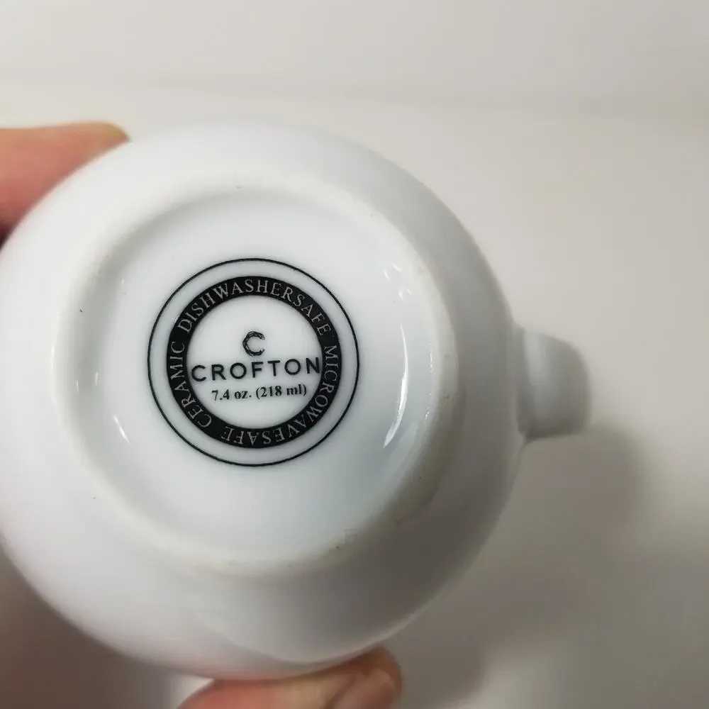 Crofton creamer small 7.4 ounces